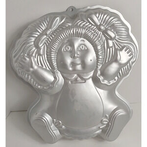 Vtg Wilton Cabbage Patch Kids Cake Pan CPK Doll Baking Mold 2105-1984 Retired